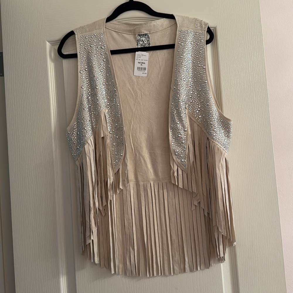 Macy's Ladies, Cream Fringe Vest with Silver Diamonds. XL. NEW